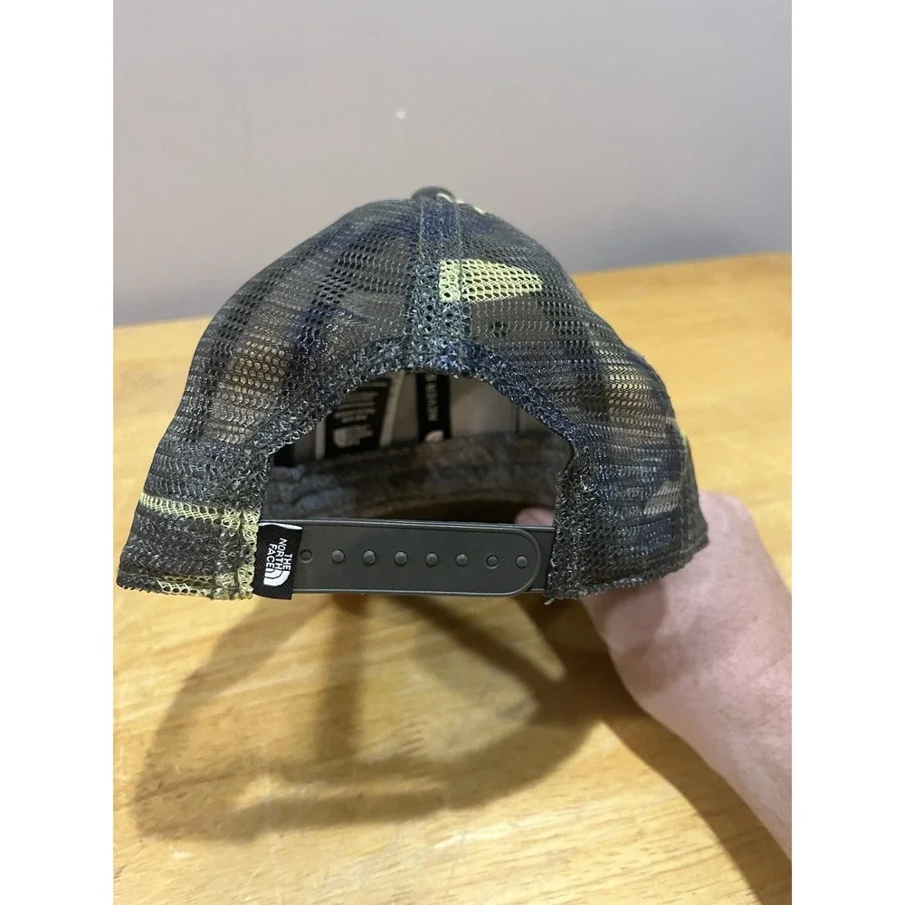 North Face Hat Cap Snap Back‎ Youth Camo Green Mesh Trucker Patch Outdoors
